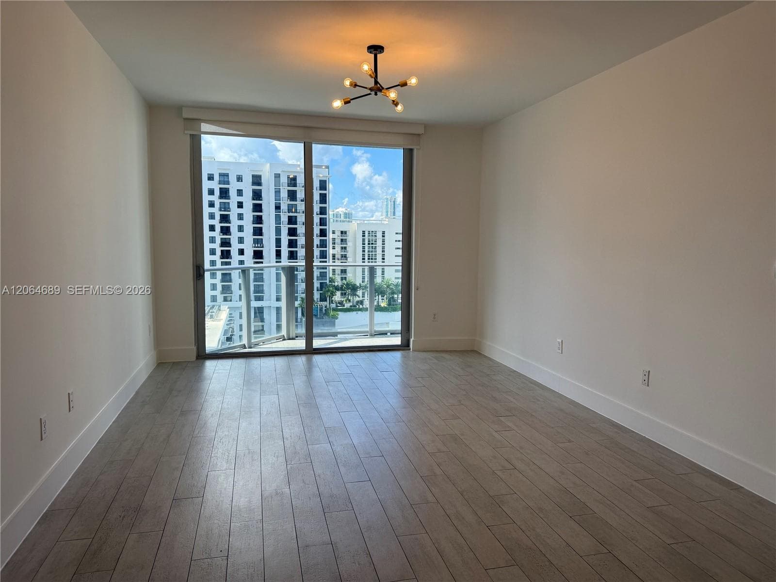 1010 SW 2nd Ave # 1501, Miami FL 33130 photo 4