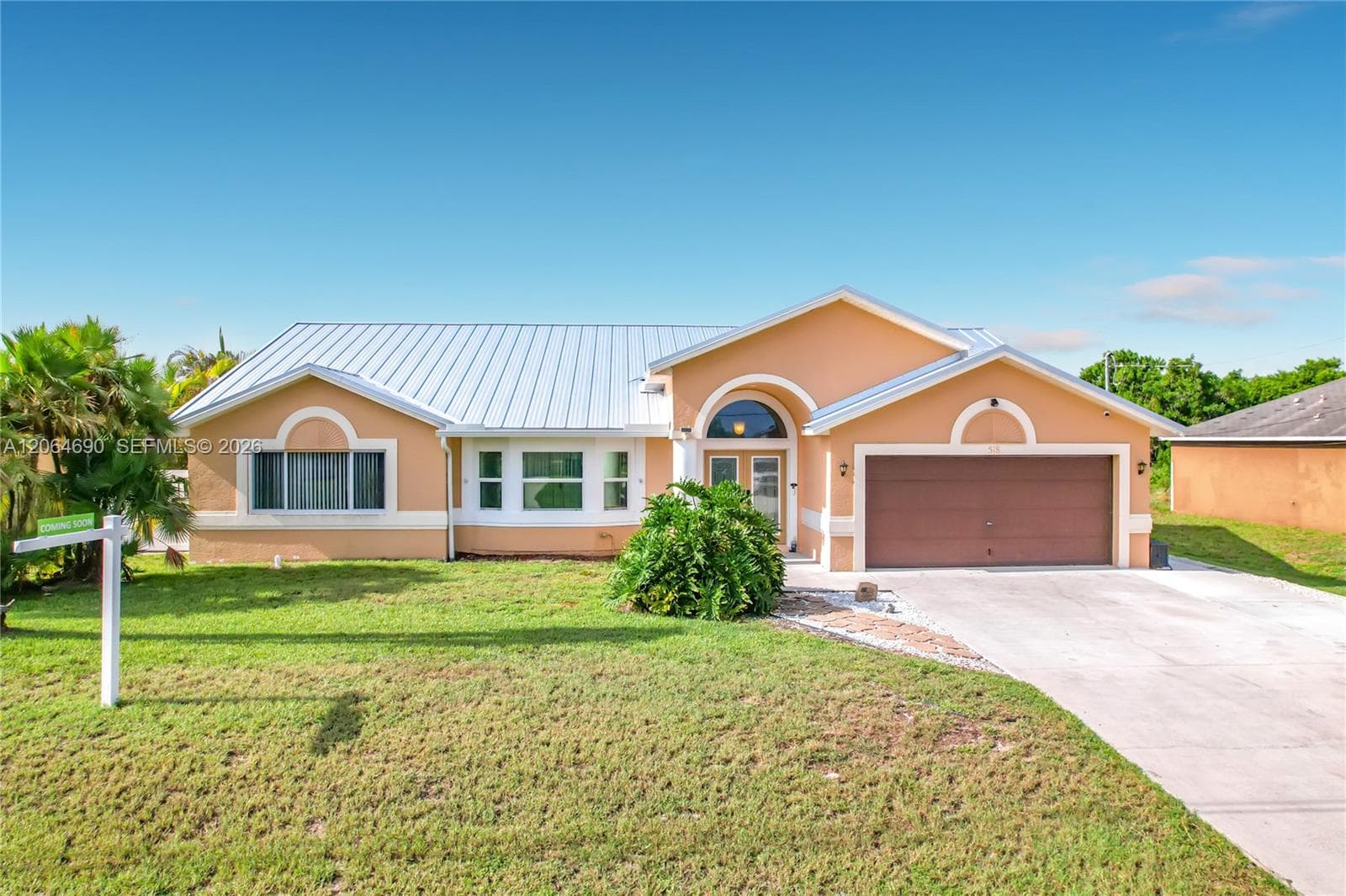 518 SW Lacroix Ave, Port St. Lucie FL 34953