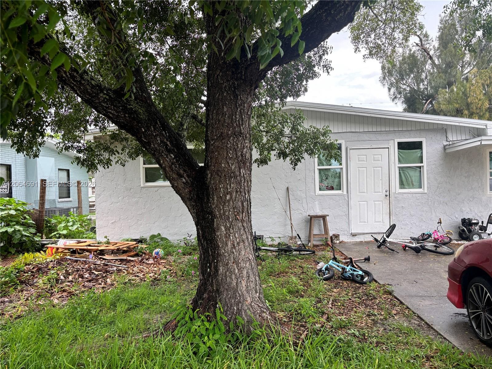 5442 Fourth Ave, Fort Myers FL 33907 photo 2