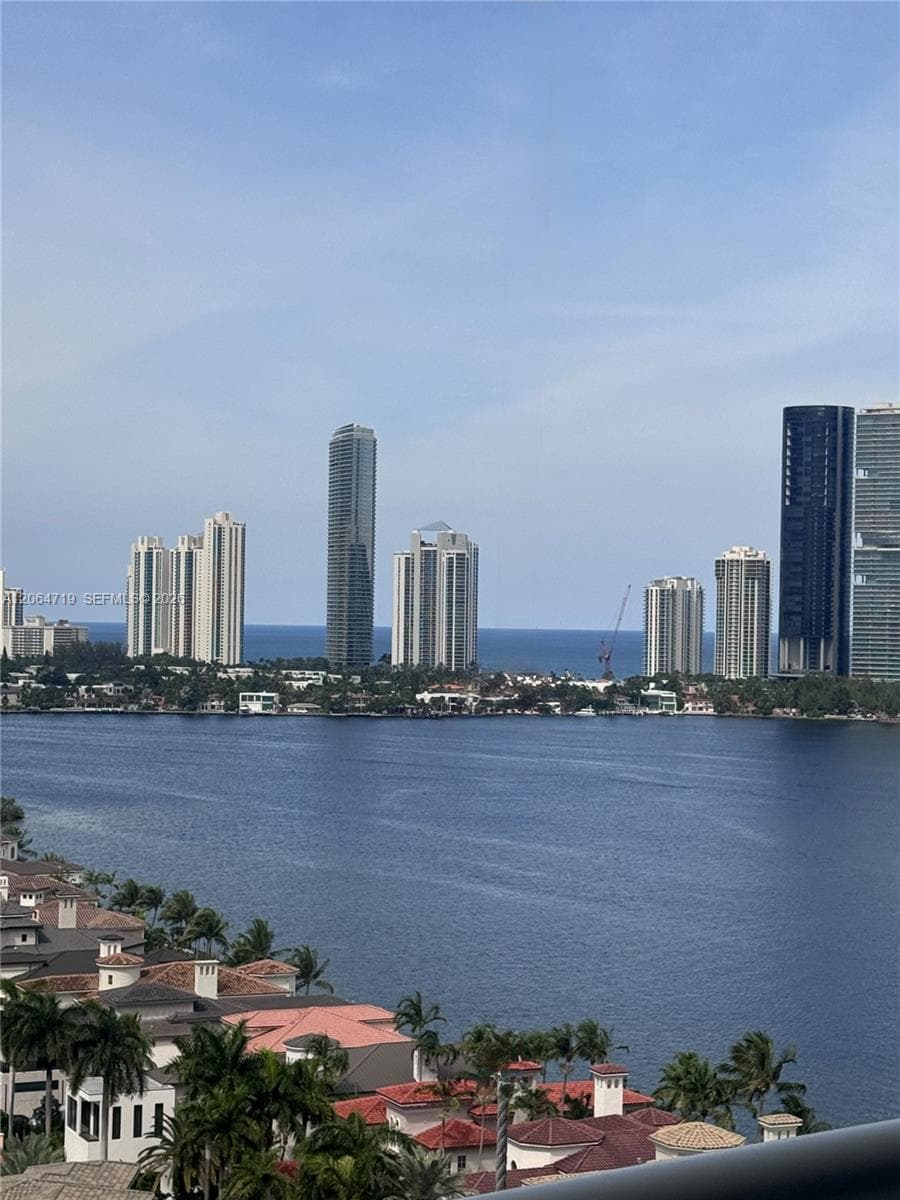 4000 Island Blvd # 1804, Aventura FL 33160