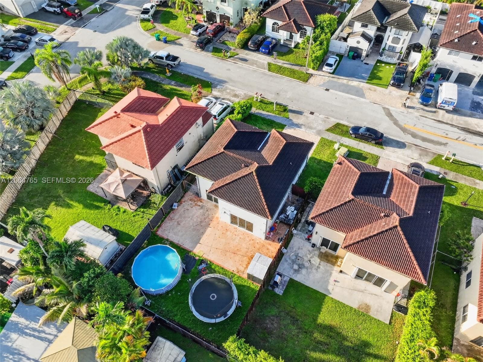 14137 SW 164th Ter, Miami FL 33177
