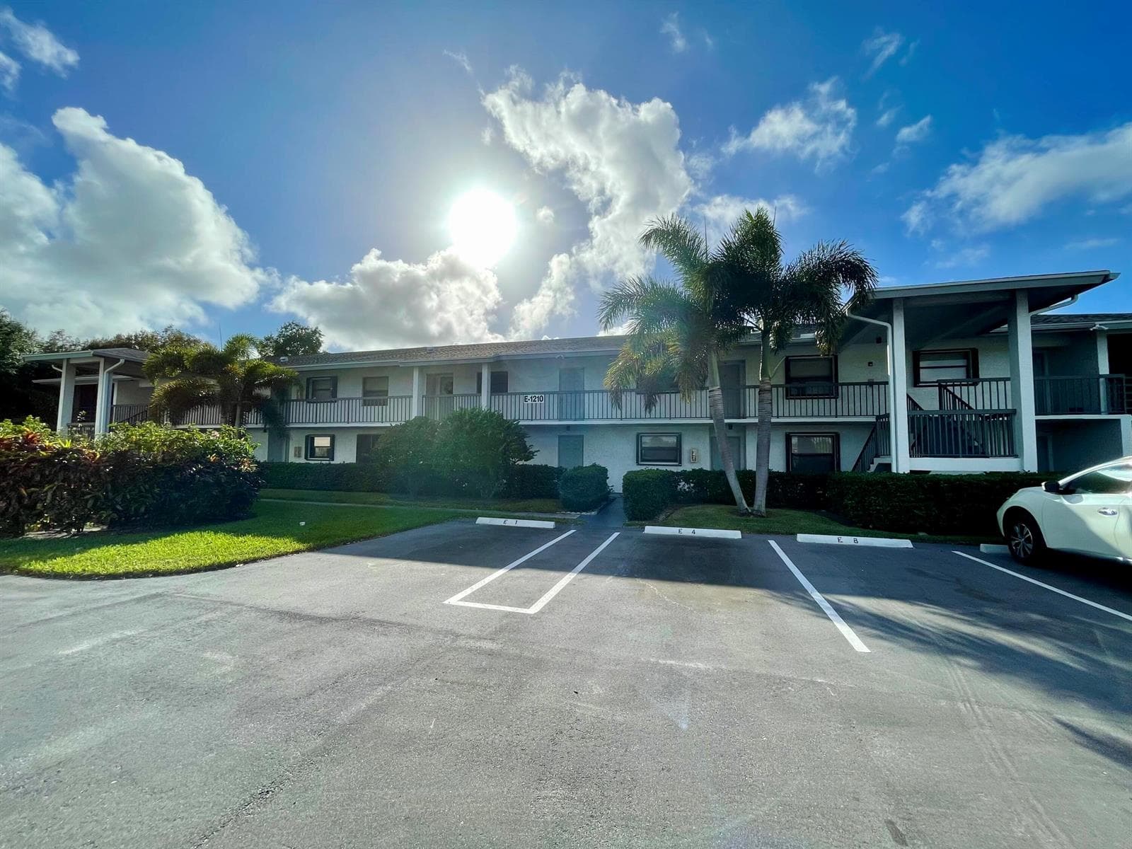 1210 SE PARKVIEW Place # E3, Stuart FL 34994