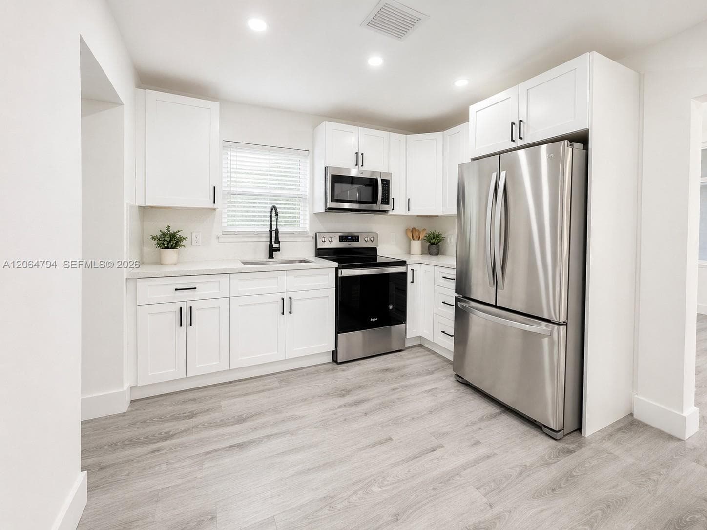 736 NW 41st St, Miami FL 33127 photo 4