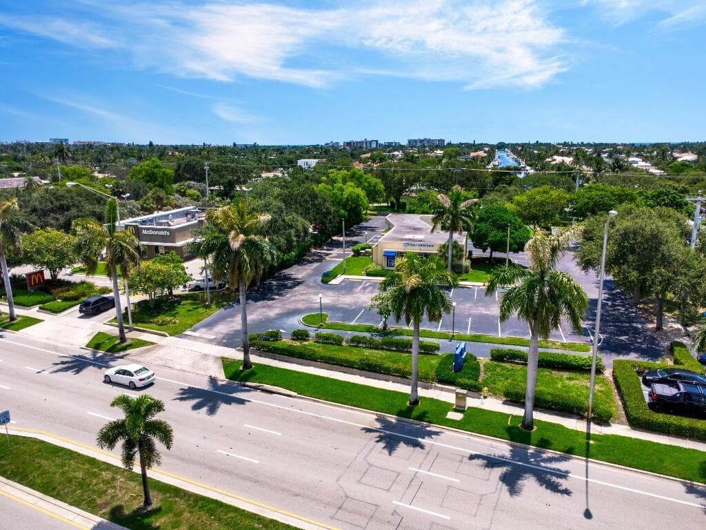 4820 N FEDERAL Highway, Lighthouse Point FL 33064