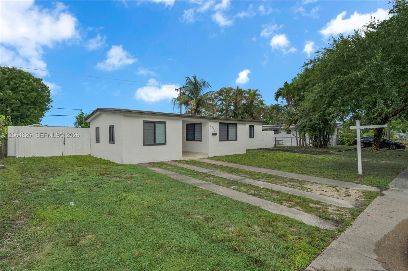 4375 SW 112th Ave, Miami FL 33165