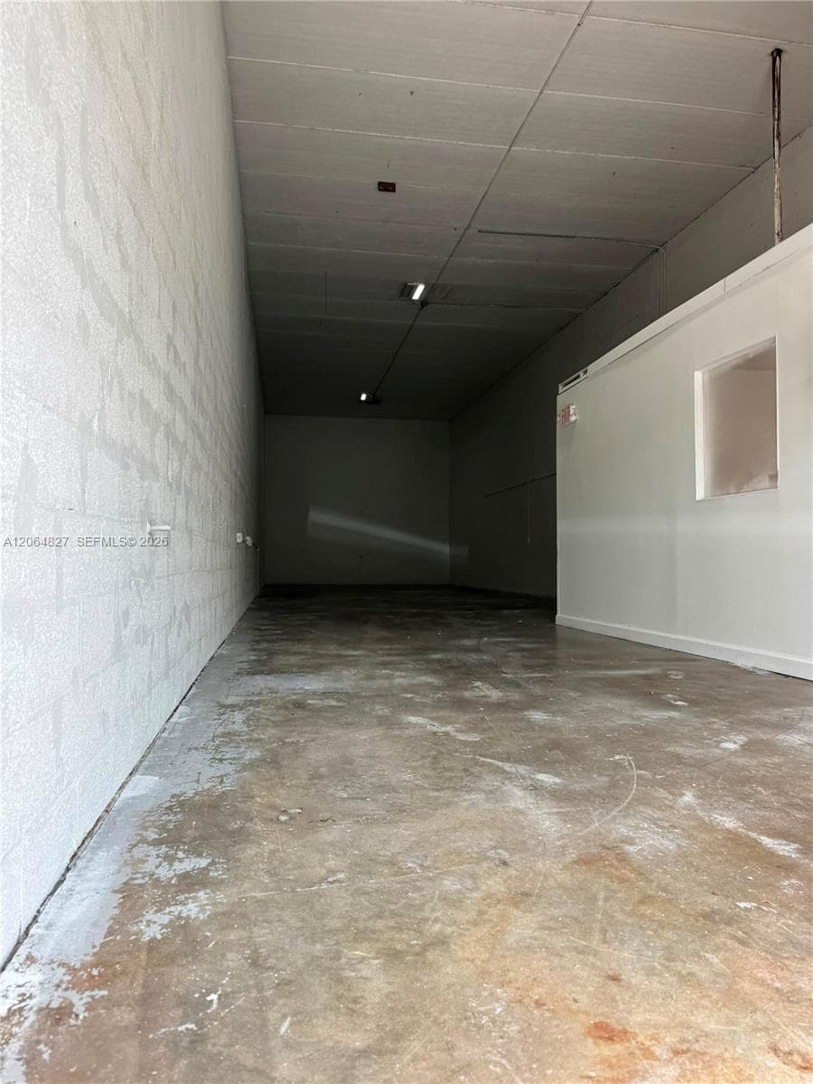 7786 NW 64th St, Miami FL 33166 photo 3