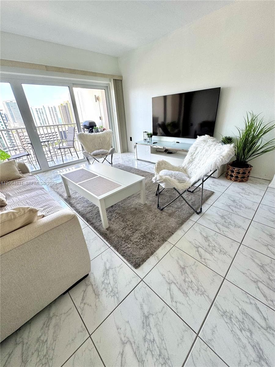 300 Bayview Dr # 1603, Sunny Isles Beach FL 33160 photo 3