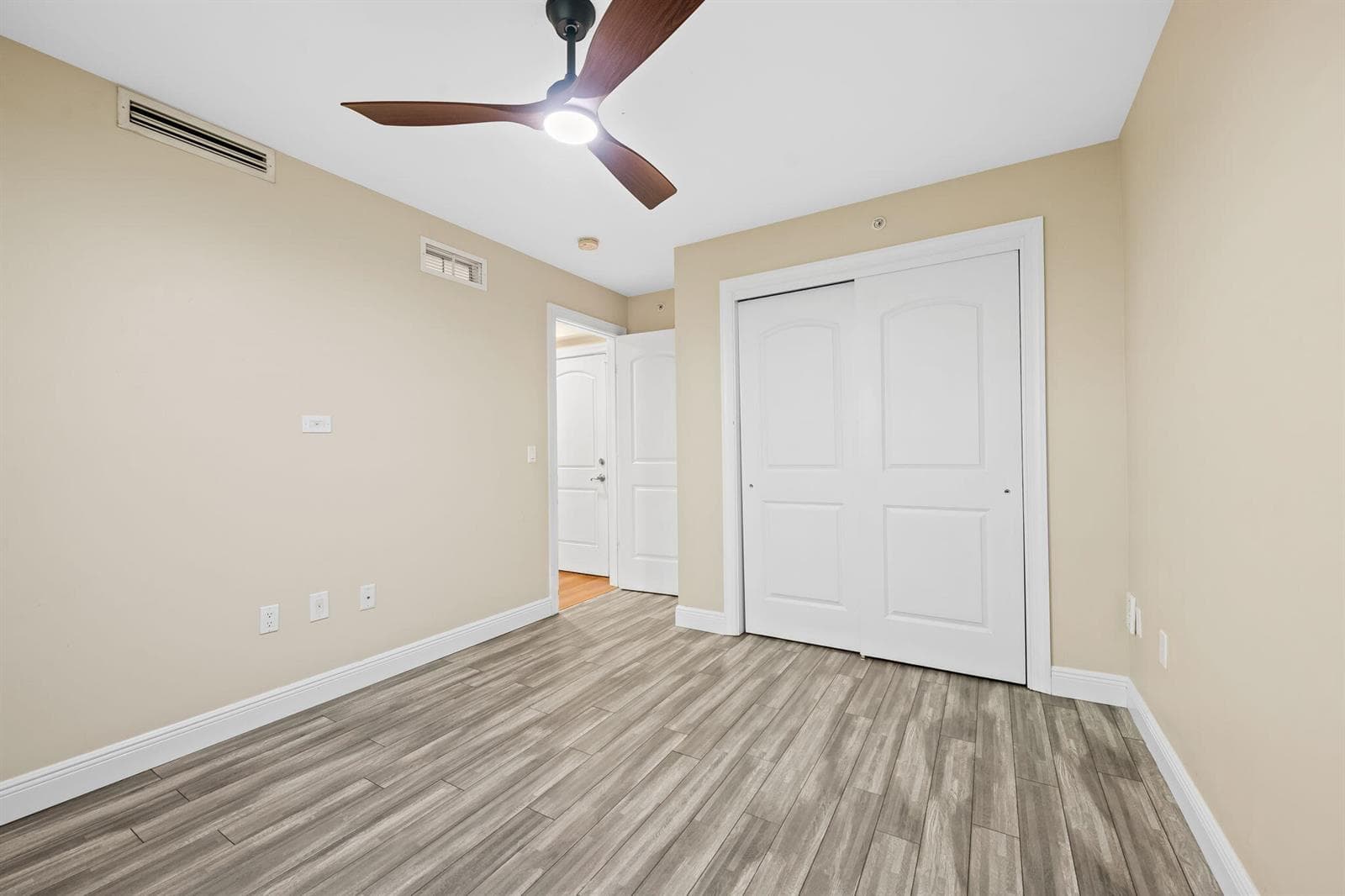 708 SE 15TH Street # 3, Fort Lauderdale FL 33316 photo 5