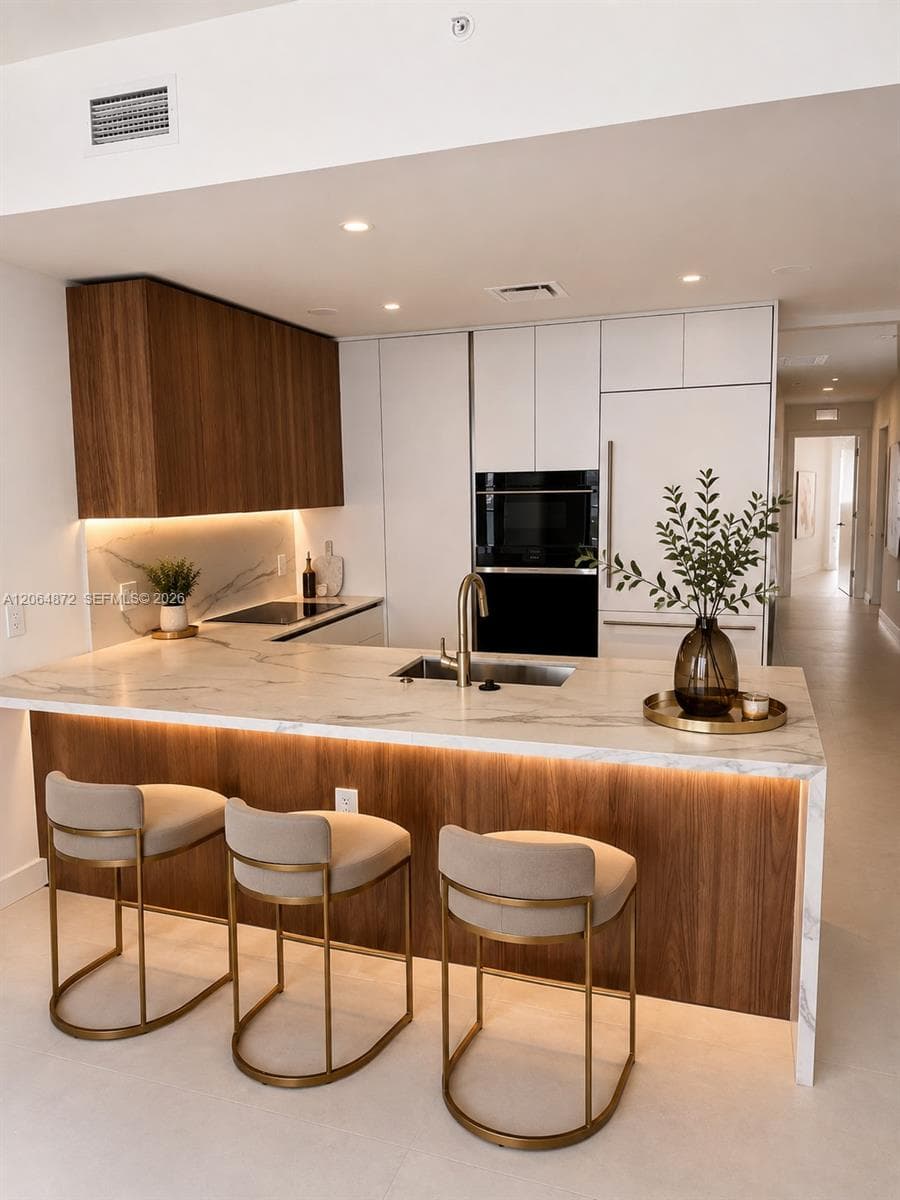 1400 BISCAYNE BLVD # 3603, Miami FL 33132 photo 3