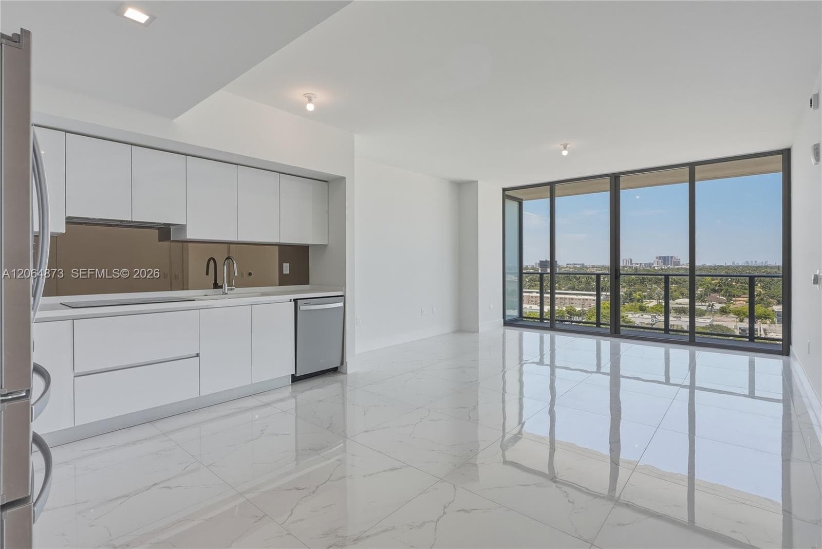1170 E HALLANDALE BEACH # 904, Hallandale Beach FL 33009 photo 3
