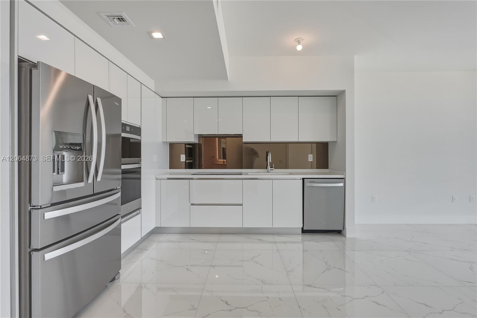 1170 E HALLANDALE BEACH # 904, Hallandale Beach FL 33009 photo 4