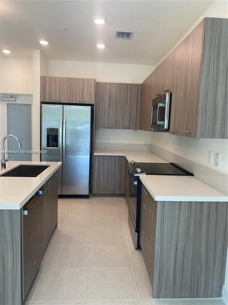 8201 NW 41st St # 202, Doral FL 33166 photo 3