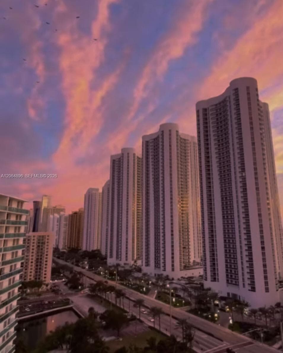16919 N Bay Rd # 609, Sunny Isles Beach FL 33160 photo 3