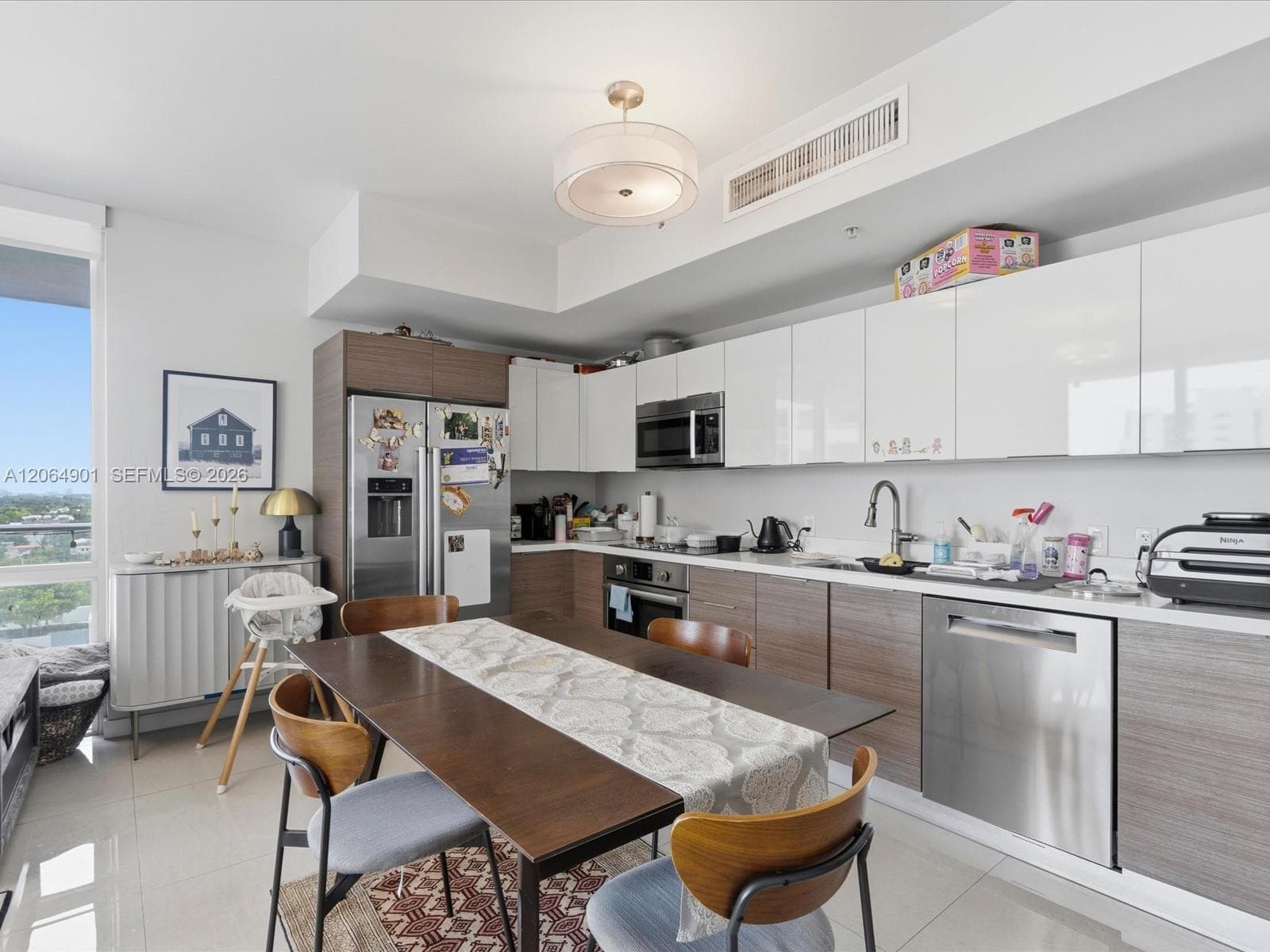 1010 SW 2nd Ave # 1009, Miami FL 33130 photo 4