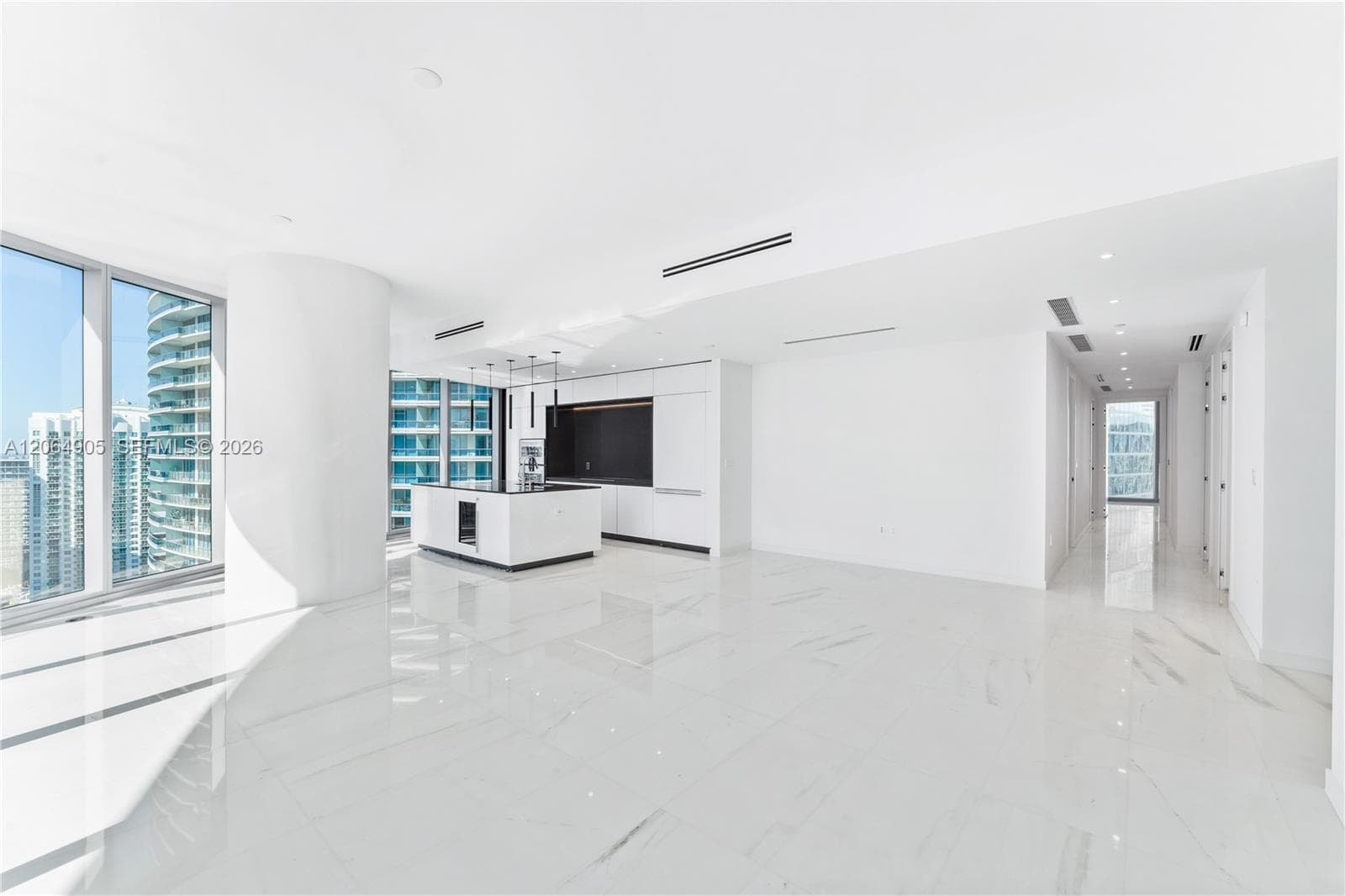 300 Biscayne Blvd Way # 3507, Miami FL 33131 photo 3