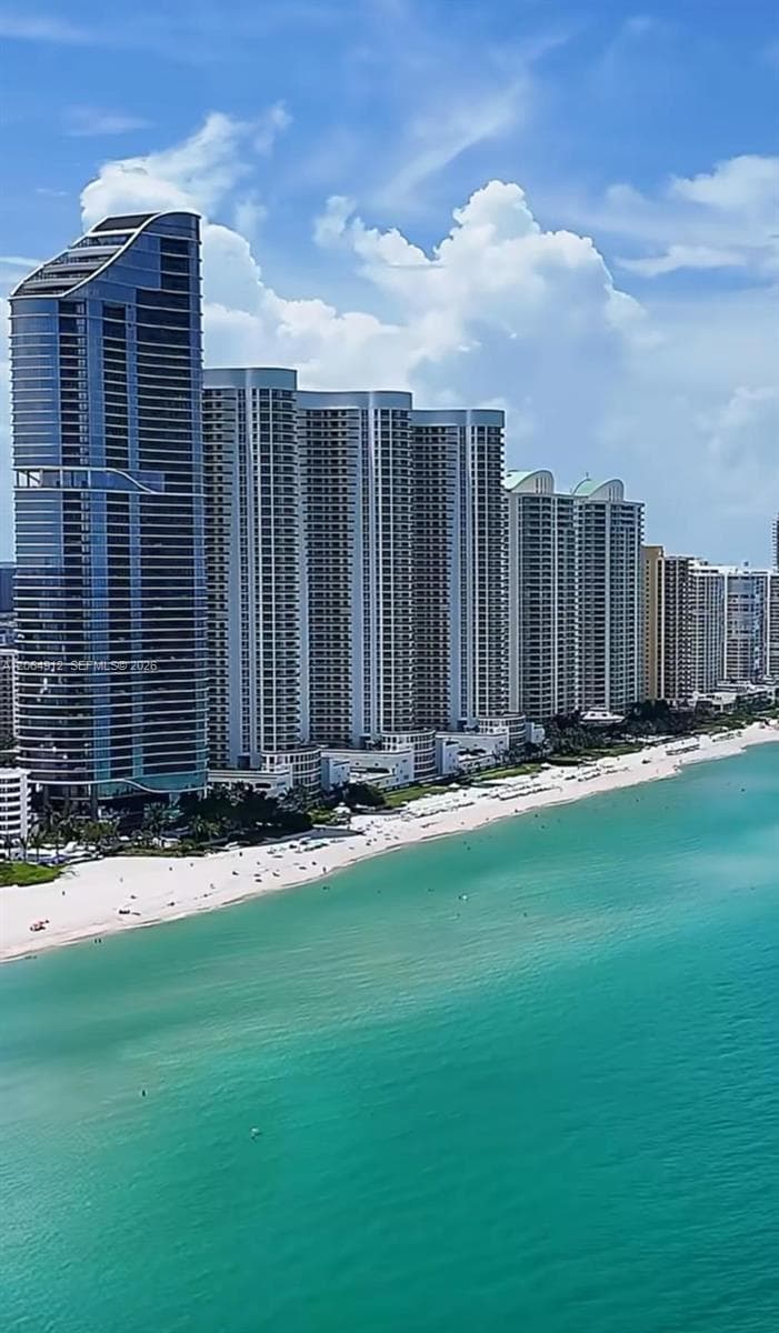 17011 N Bay Rd # 112, Sunny Isles Beach, FL 33160