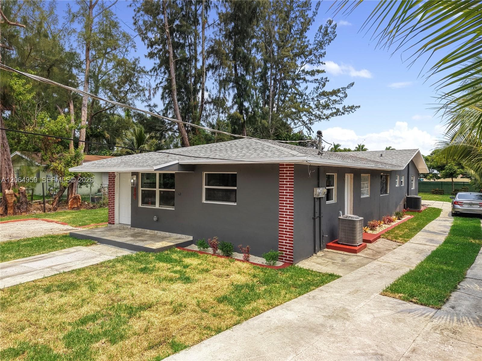 11715 NW 22nd Ct, Miami FL 33167 photo 2