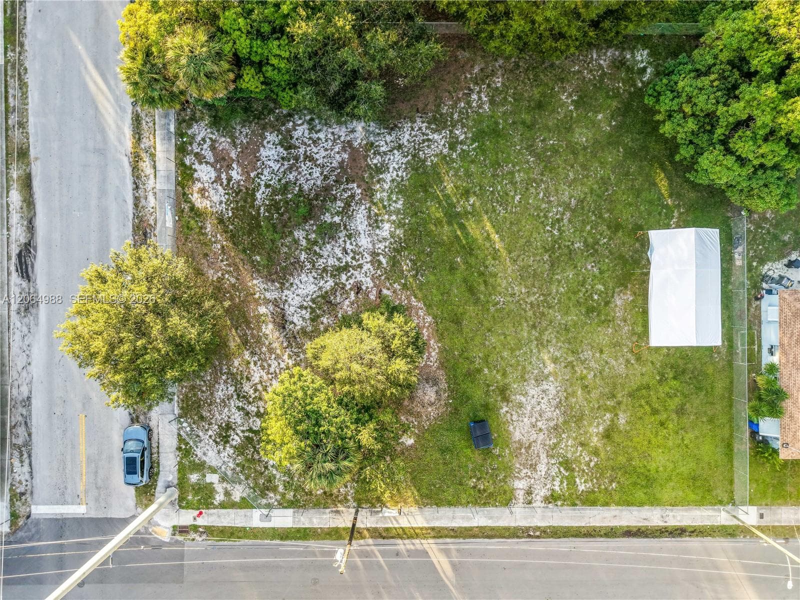 501 NW 7th Ter, Fort Lauderdale FL 33311 photo 2