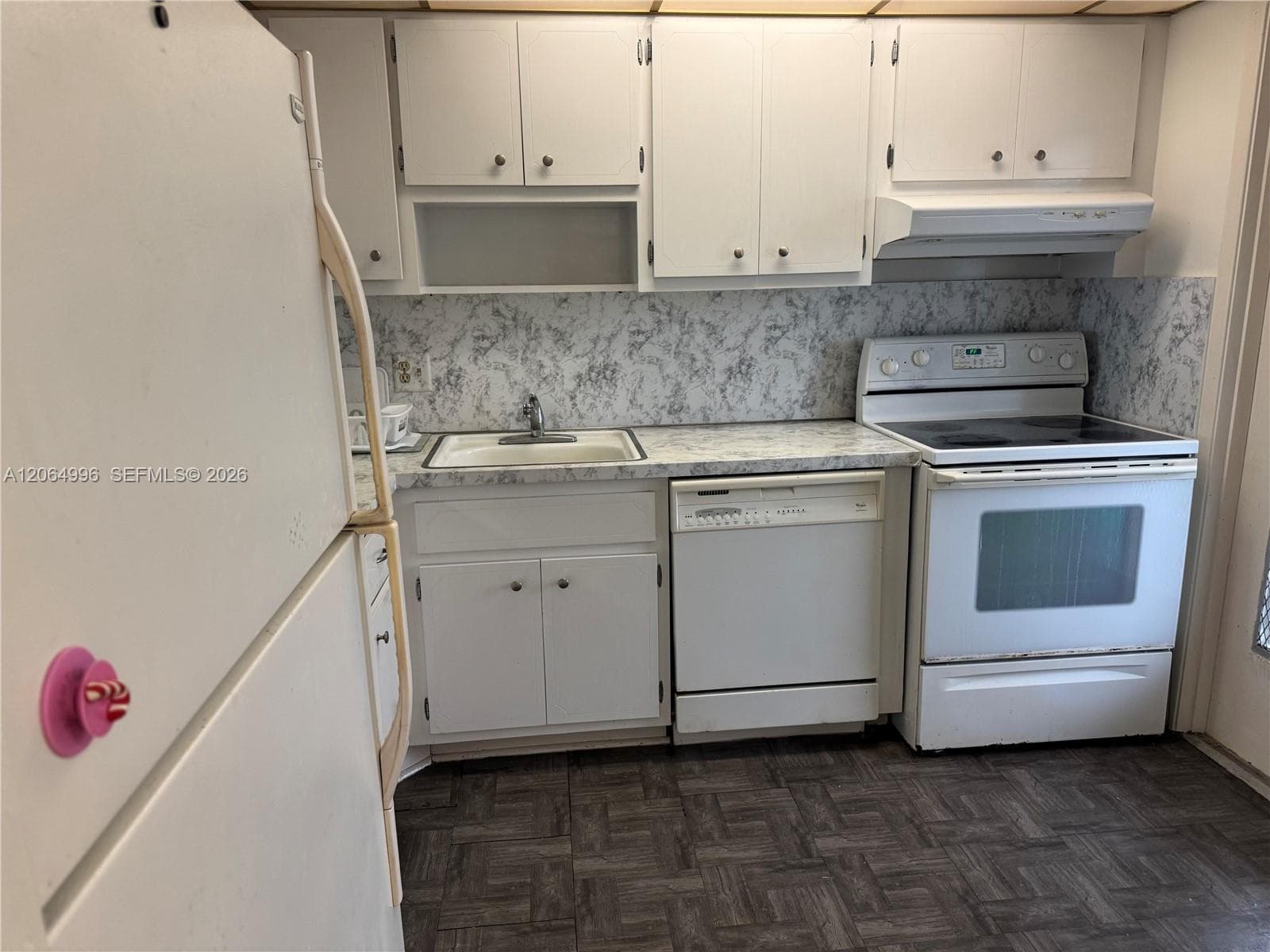 950 Hillcrest Dr # 411, Hollywood FL 33021 photo 5