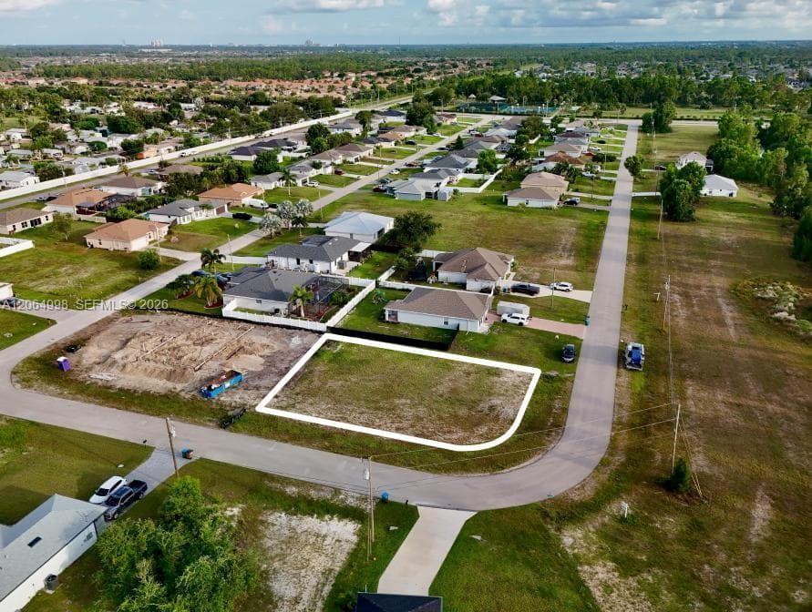 3829 NE 23RD AVE, Cape Coral FL 33909 photo 2
