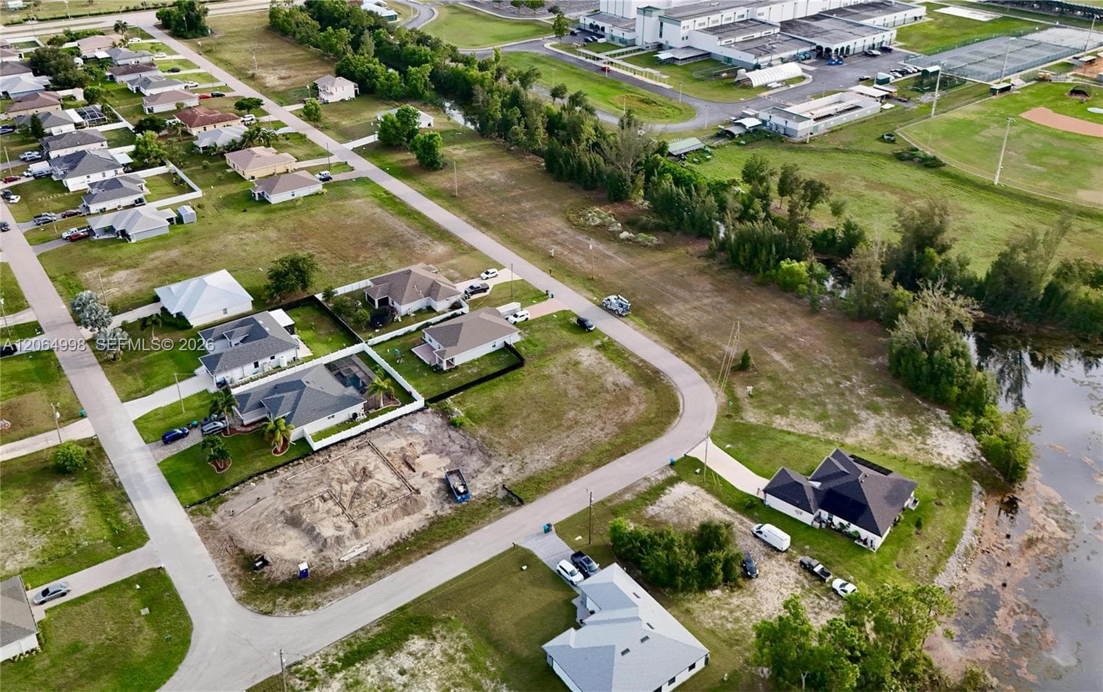 3829 NE 23RD AVE, Cape Coral FL 33909 photo 4