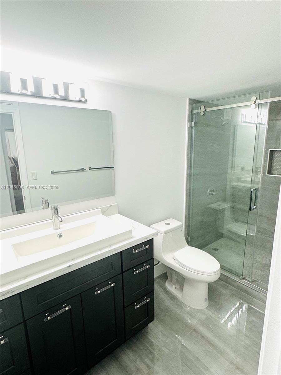 800 Parkview Dr # 502, Hallandale Beach FL 33009 photo 2
