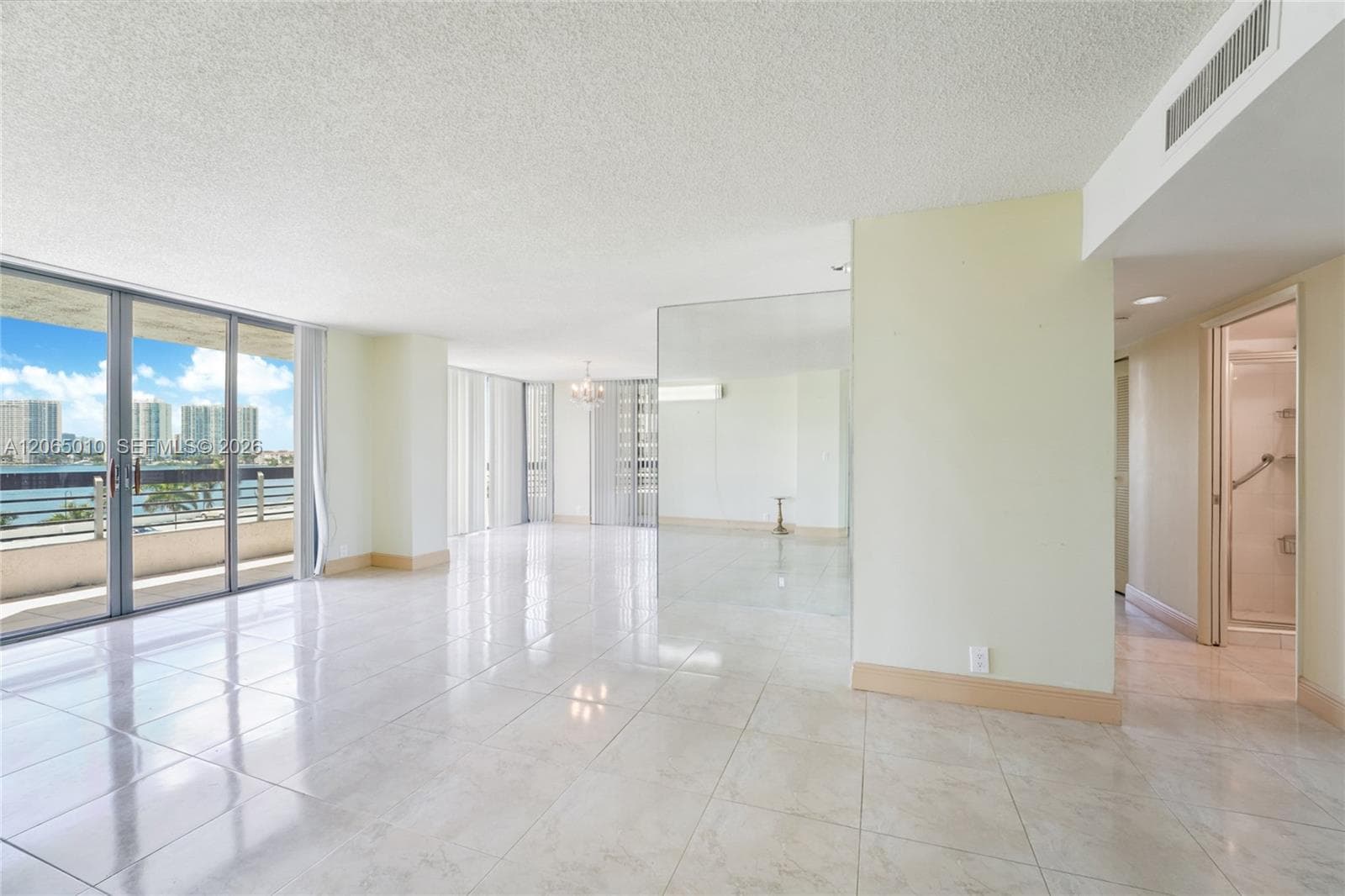 19101 NE 36th Ct # 705, Aventura FL 33180 photo 3