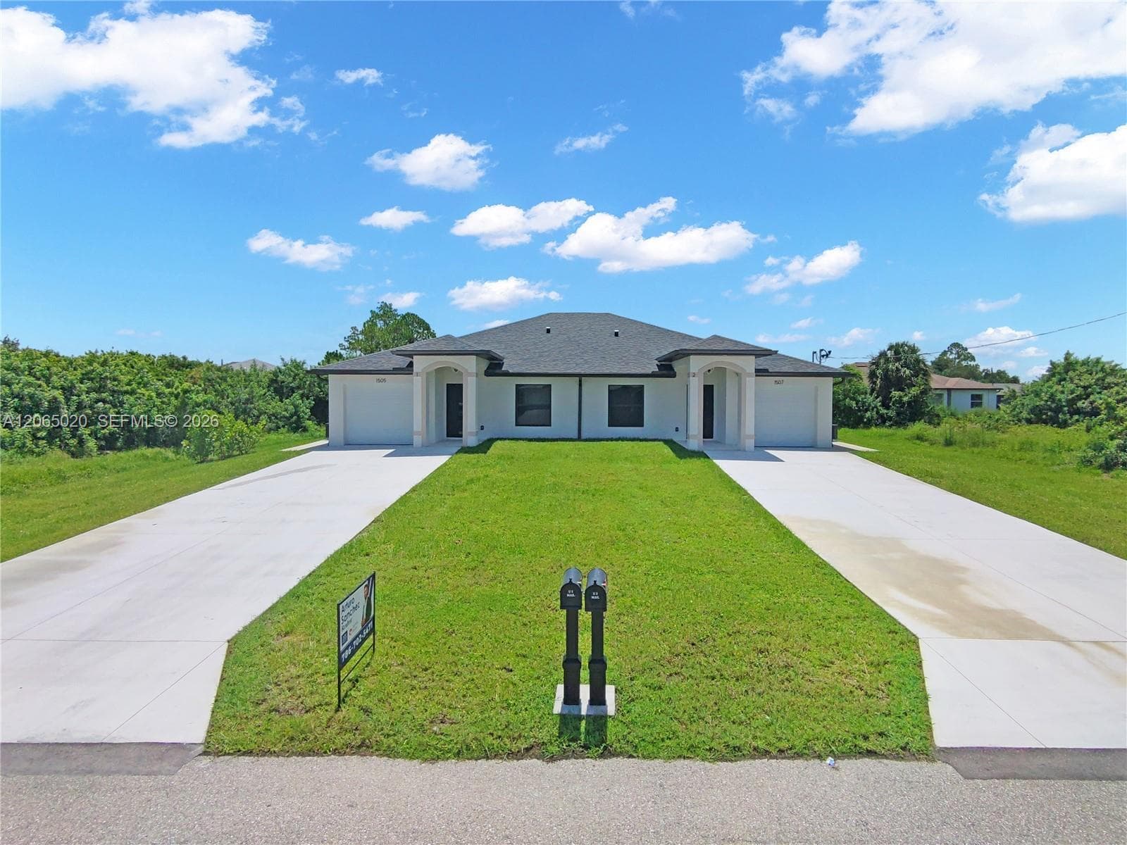 1507 Hank Ave, Lehigh Acres FL 33973 photo 2