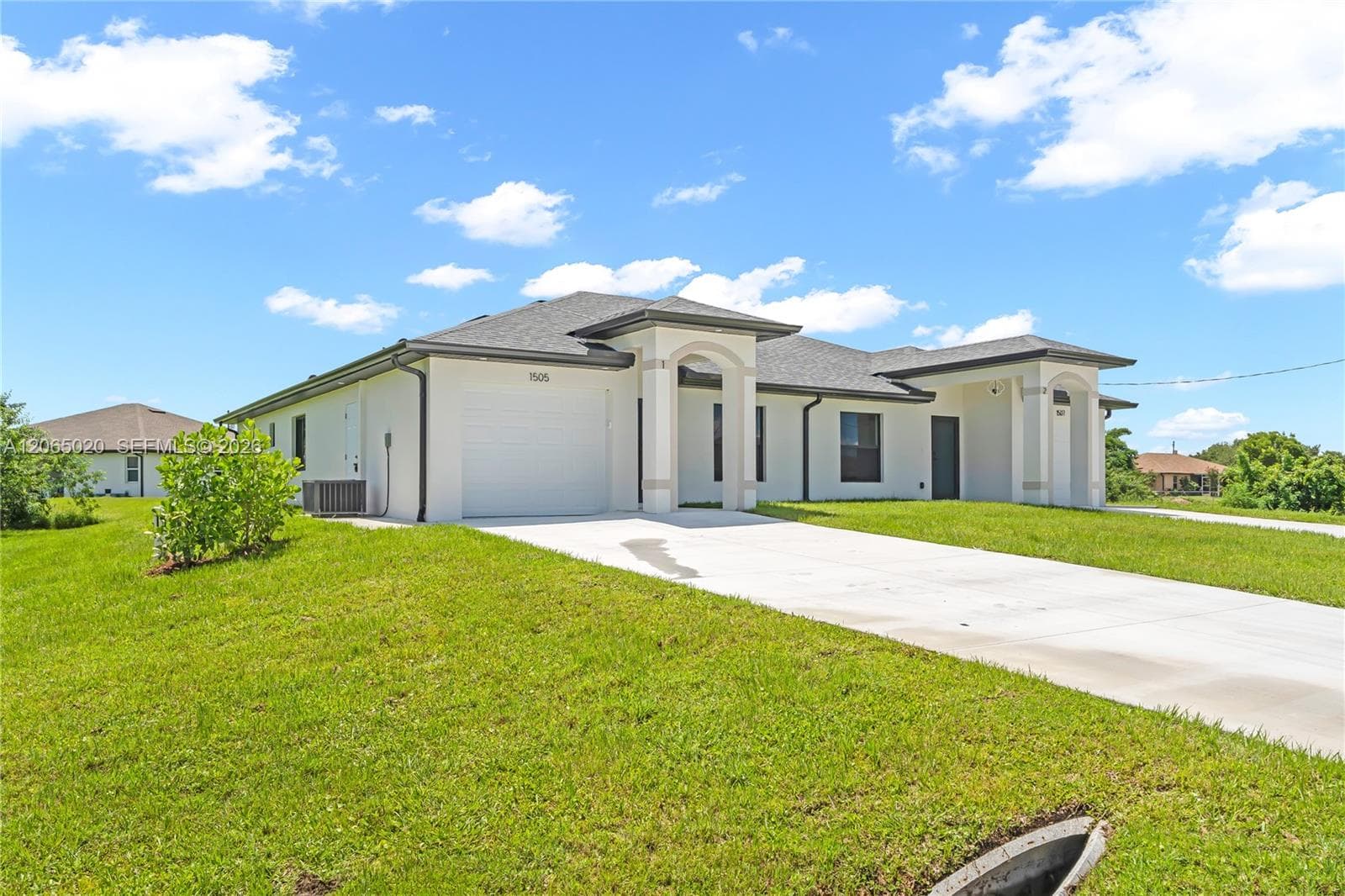 1507 Hank Ave, Lehigh Acres FL 33973 photo 3