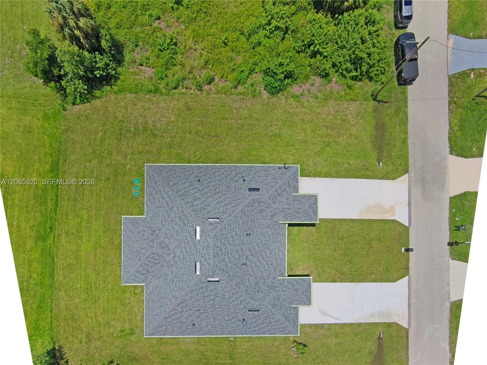 1507 Hank Ave, Lehigh Acres FL 33973 photo 5