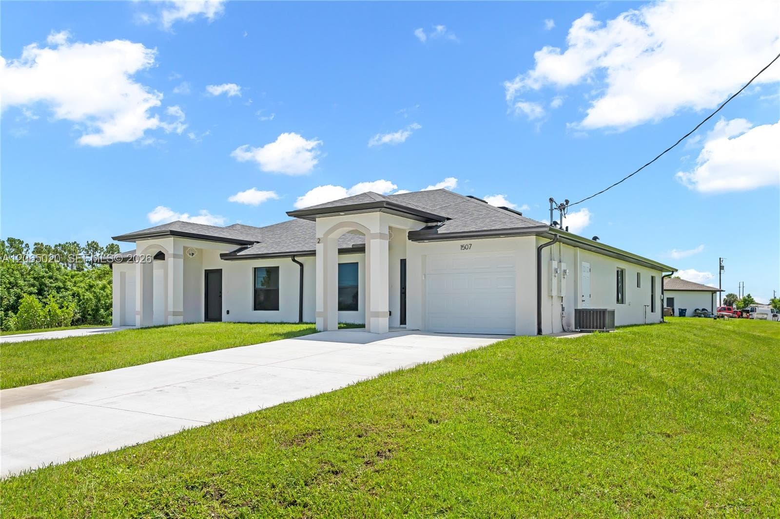 1507 Hank Ave, Lehigh Acres FL 33973 photo 4