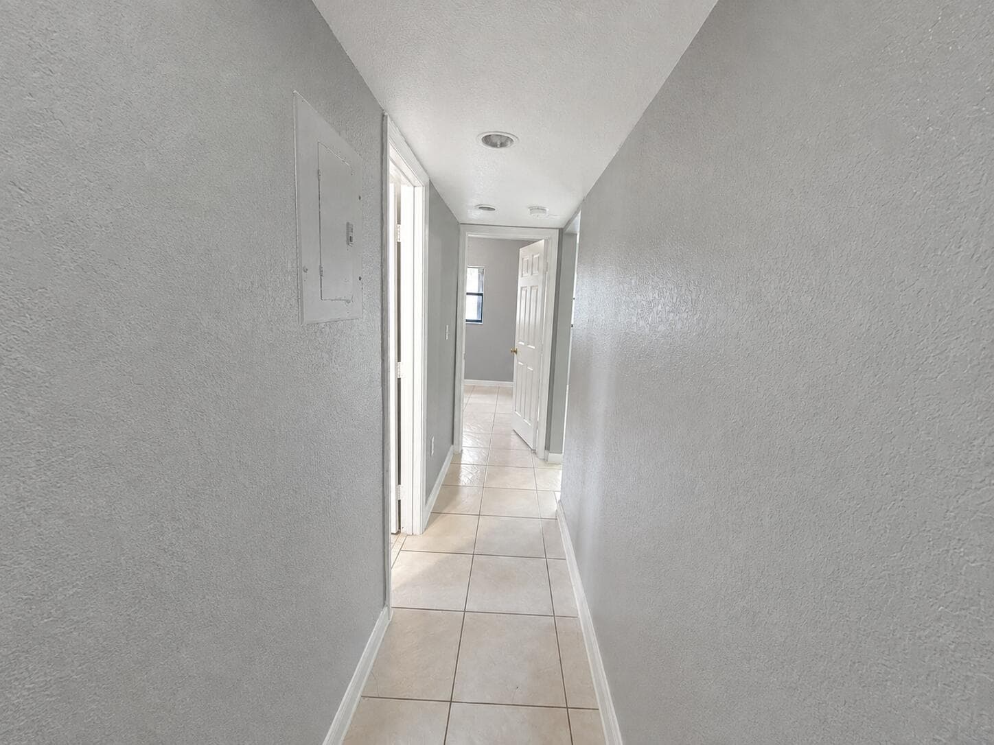 421 NW 7TH Terrace # 4, Fort Lauderdale FL 33311 photo 2