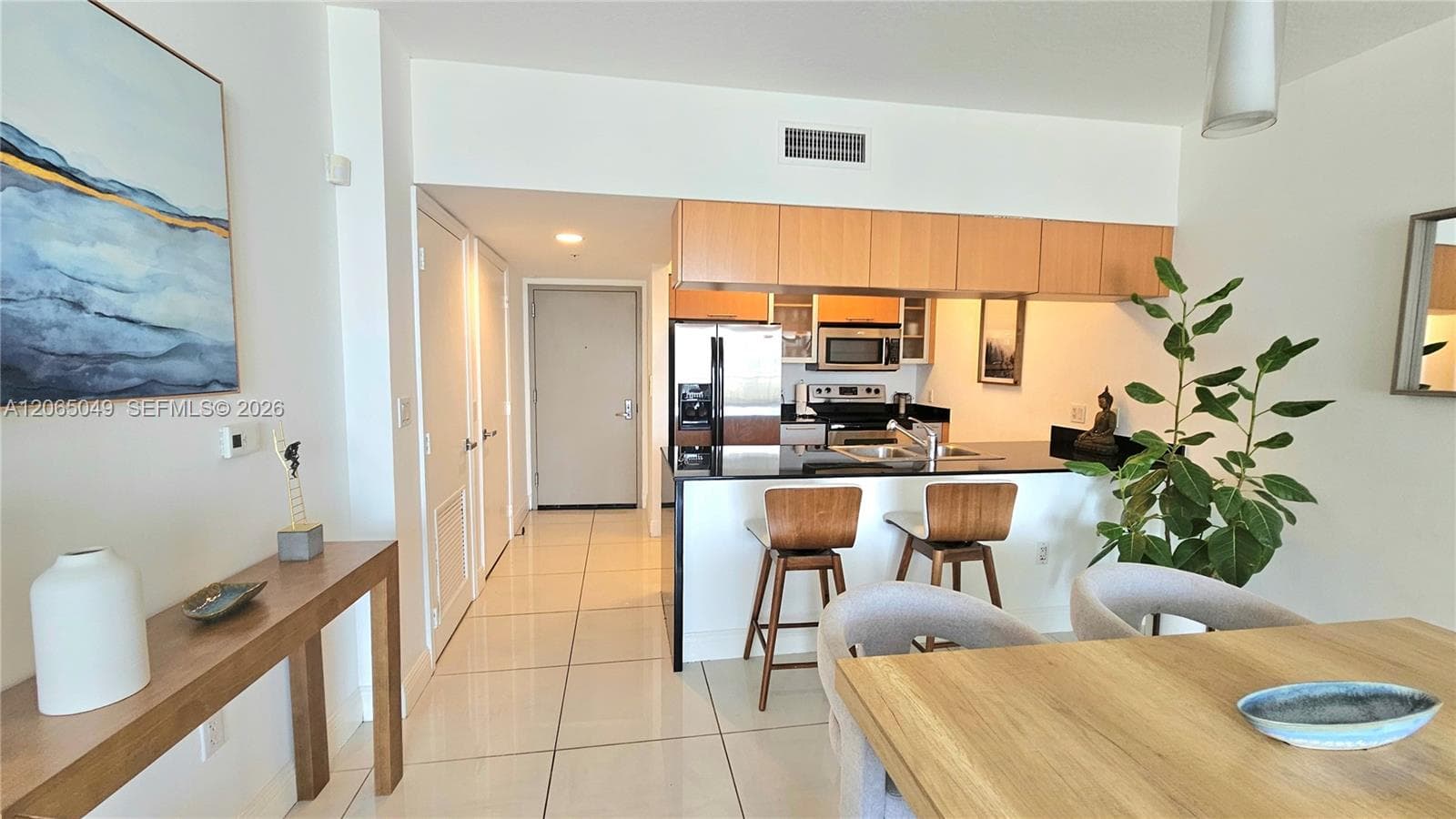 1750 N Bayshore Dr # 2010, Miami FL 33132 photo 3