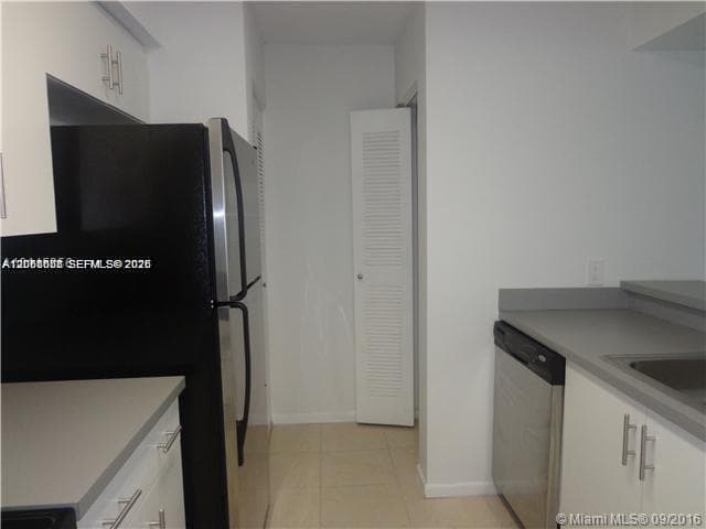 540 S Park Road # 15-9, Hollywood FL 33021 photo 3