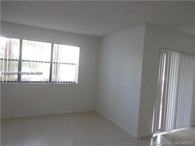 540 S Park Road # 15-9, Hollywood FL 33021 photo 5