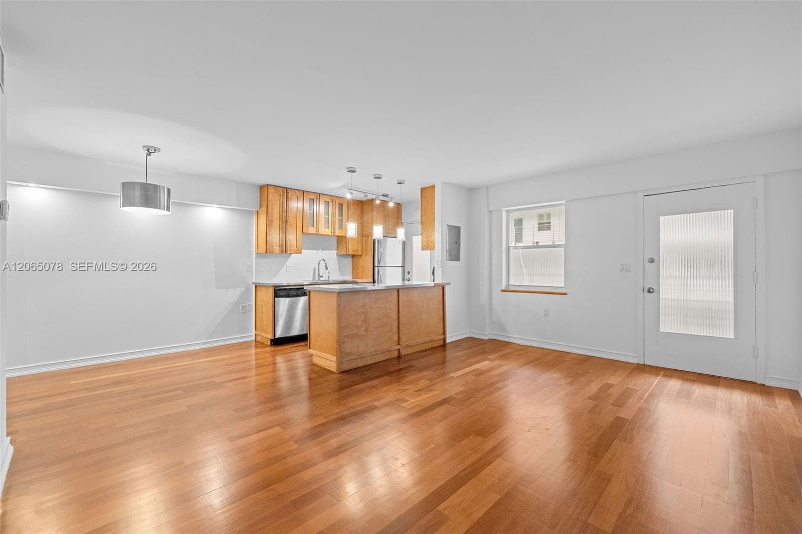 1545 Euclid Ave # 3C, Miami Beach FL 33139 photo 3
