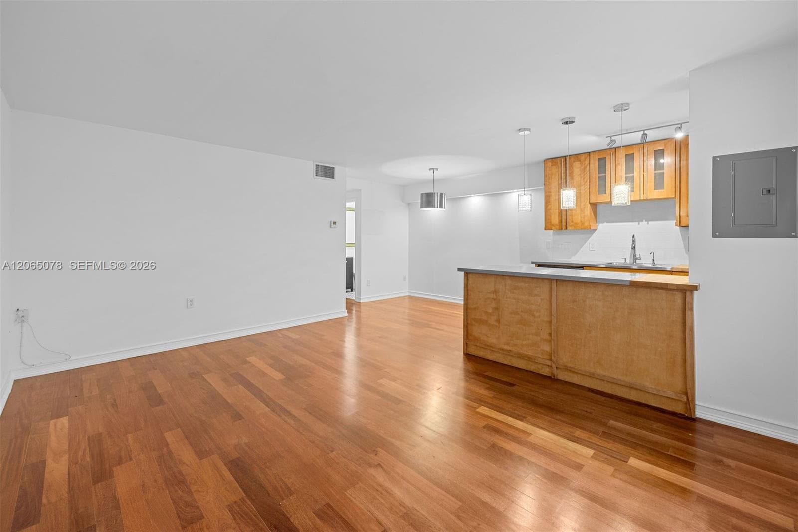 1545 Euclid Ave # 3C, Miami Beach FL 33139 photo 5