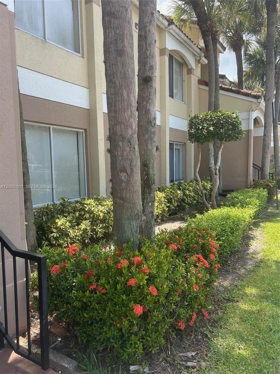 815 W Boynton Beach Blvd # 2-202, Boynton Beach FL 33426 photo 2