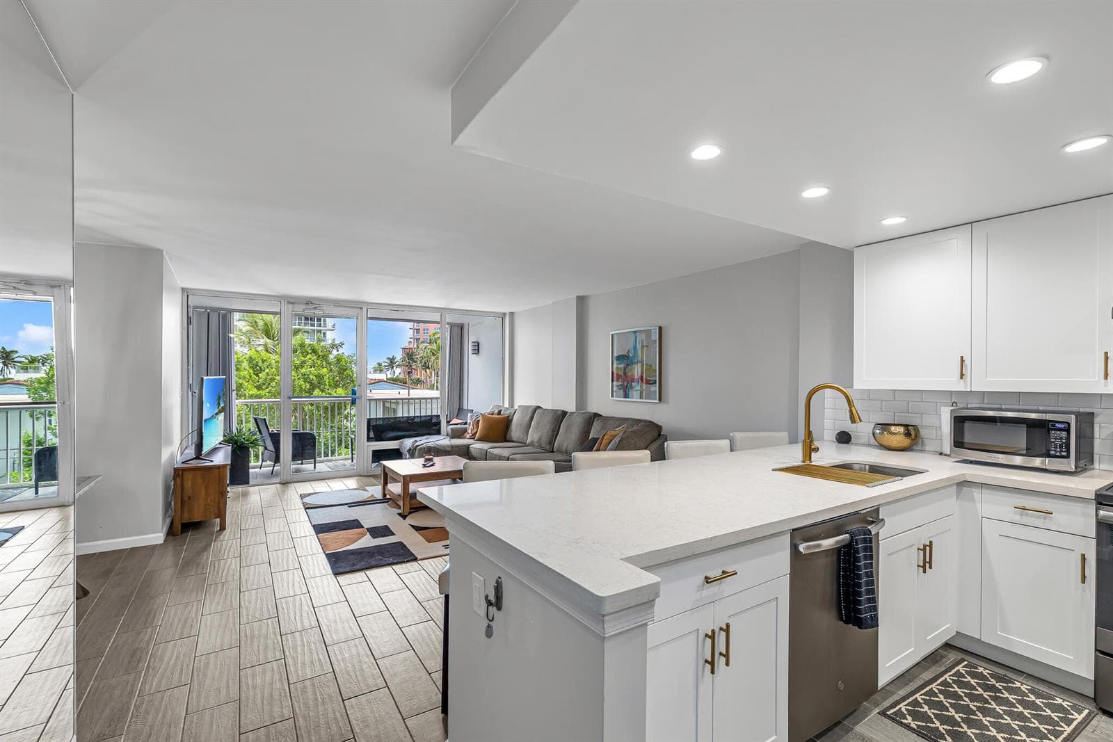 2200 NE 33RD Avenue # 3E, Fort Lauderdale FL 33305 photo 4