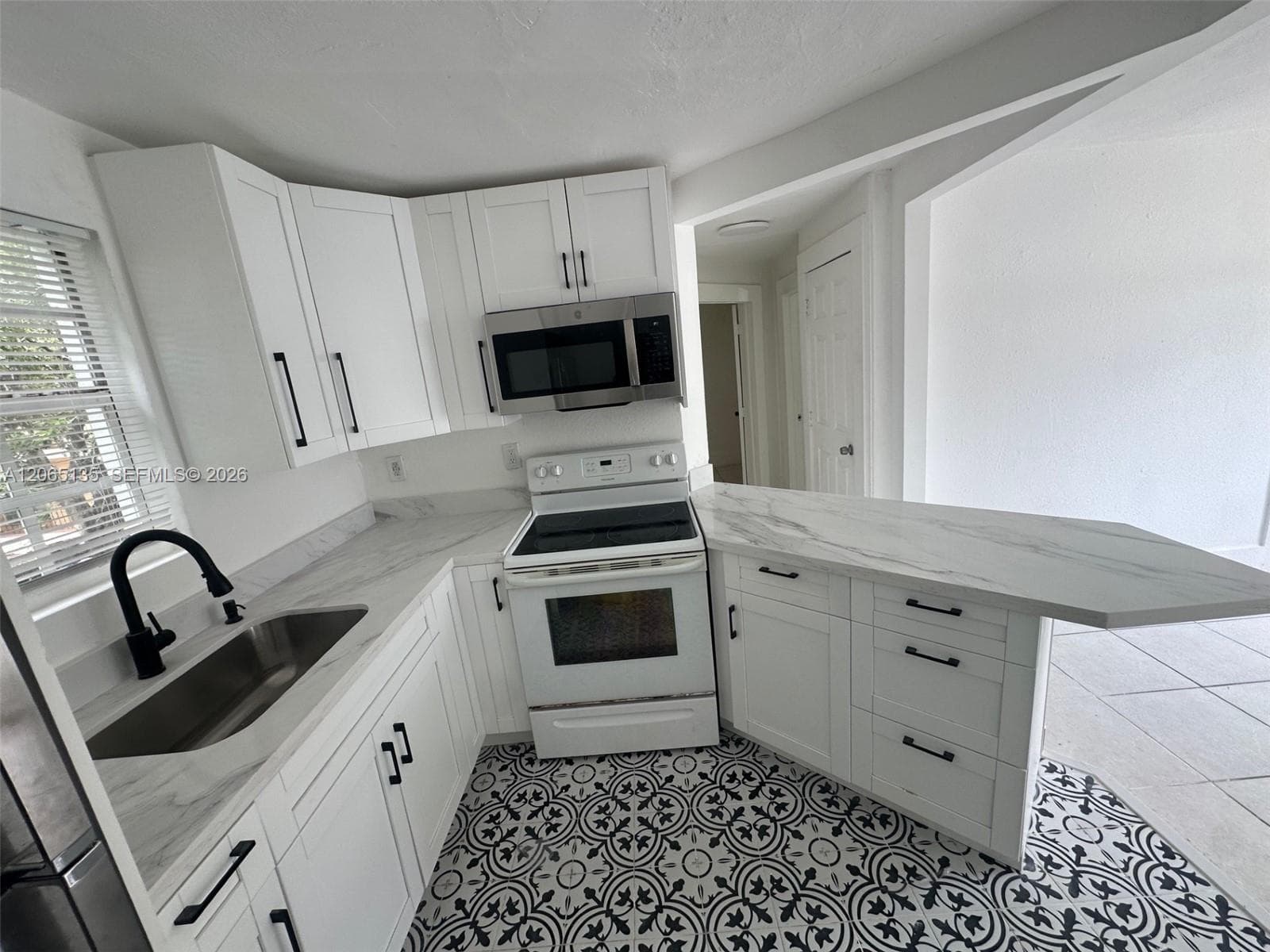 553 NE 65th St # 2, Miami, FL 33138 photo 2