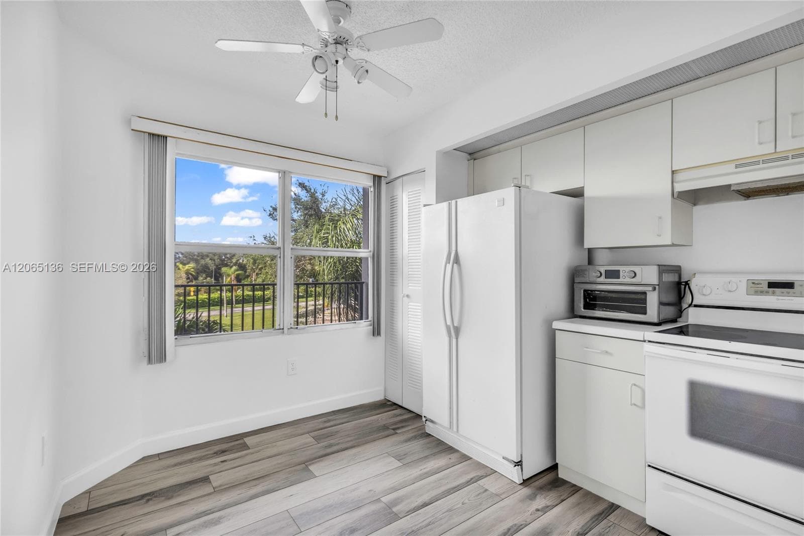 550 SW 138th Ave # 309K, Pembroke Pines FL 33027 photo 4