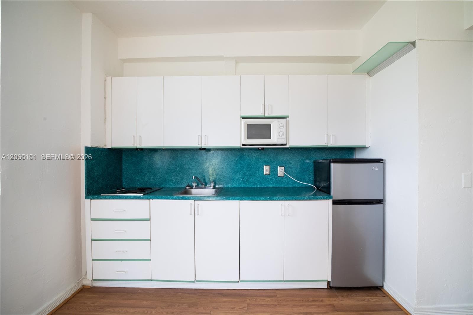 255 W 24th St # 436, Miami Beach FL 33140 photo 3