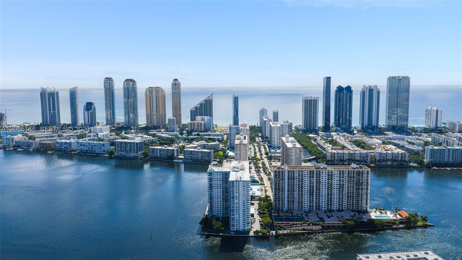 301 174th St # 1216, Sunny Isles Beach FL 33160