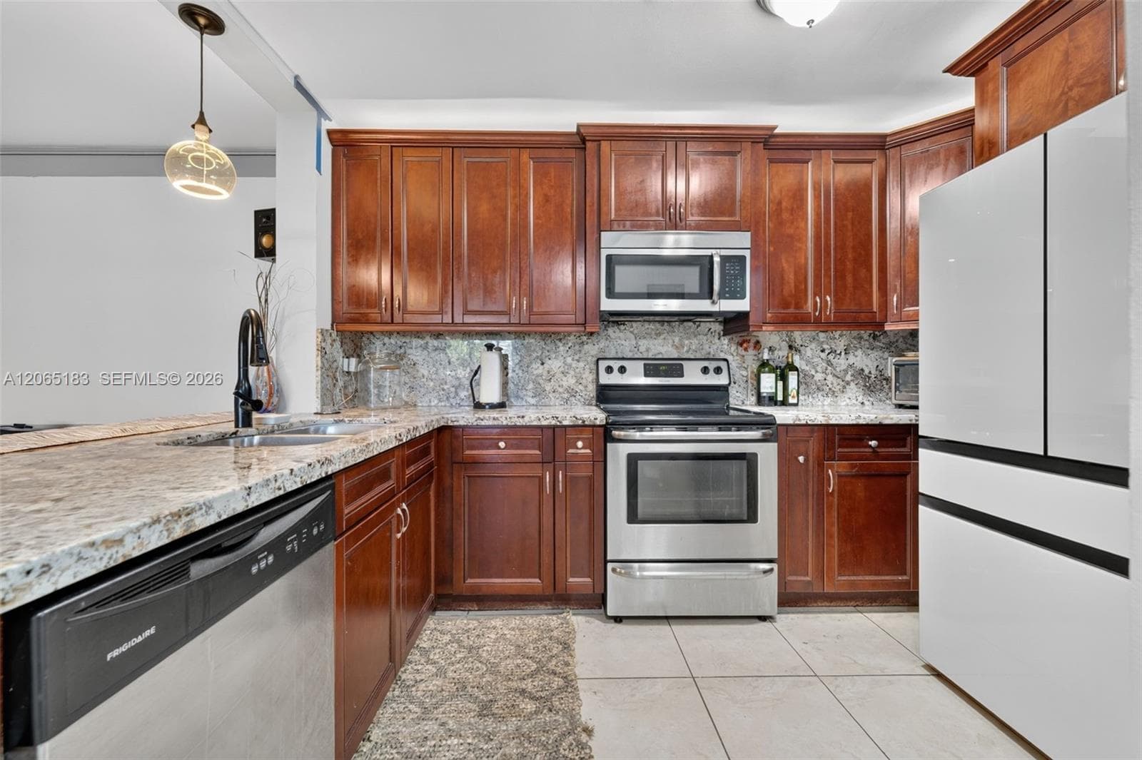 3007 N Oakland Forest Dr # 107, Oakland Park FL 33309 photo 2