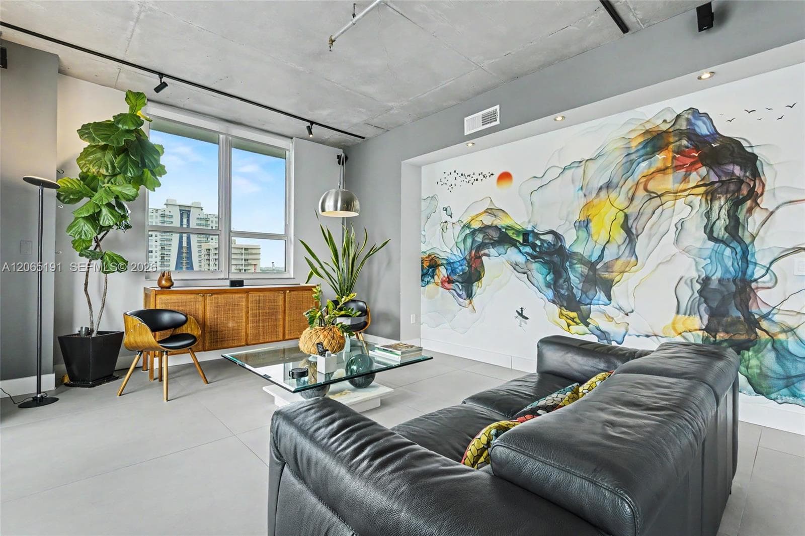 2275 Biscayne Blvd # 1004, Miami, FL 33137 photo 3