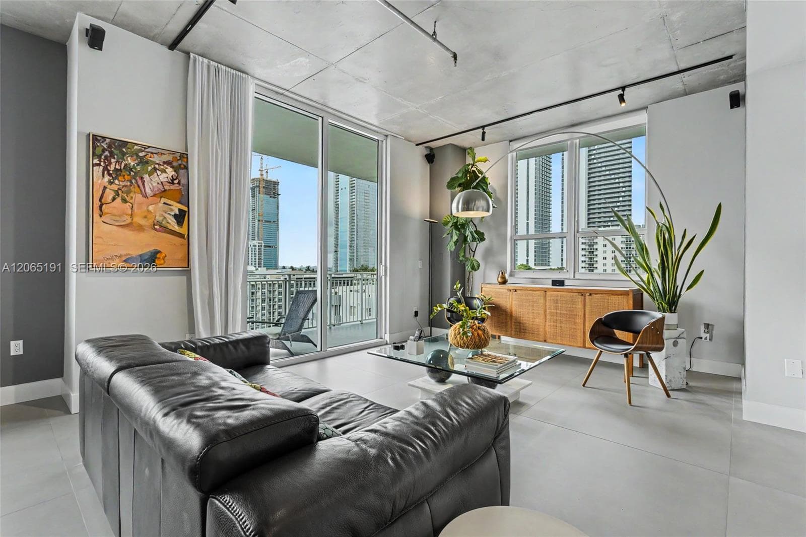 2275 Biscayne Blvd # 1004, Miami, FL 33137 photo 5