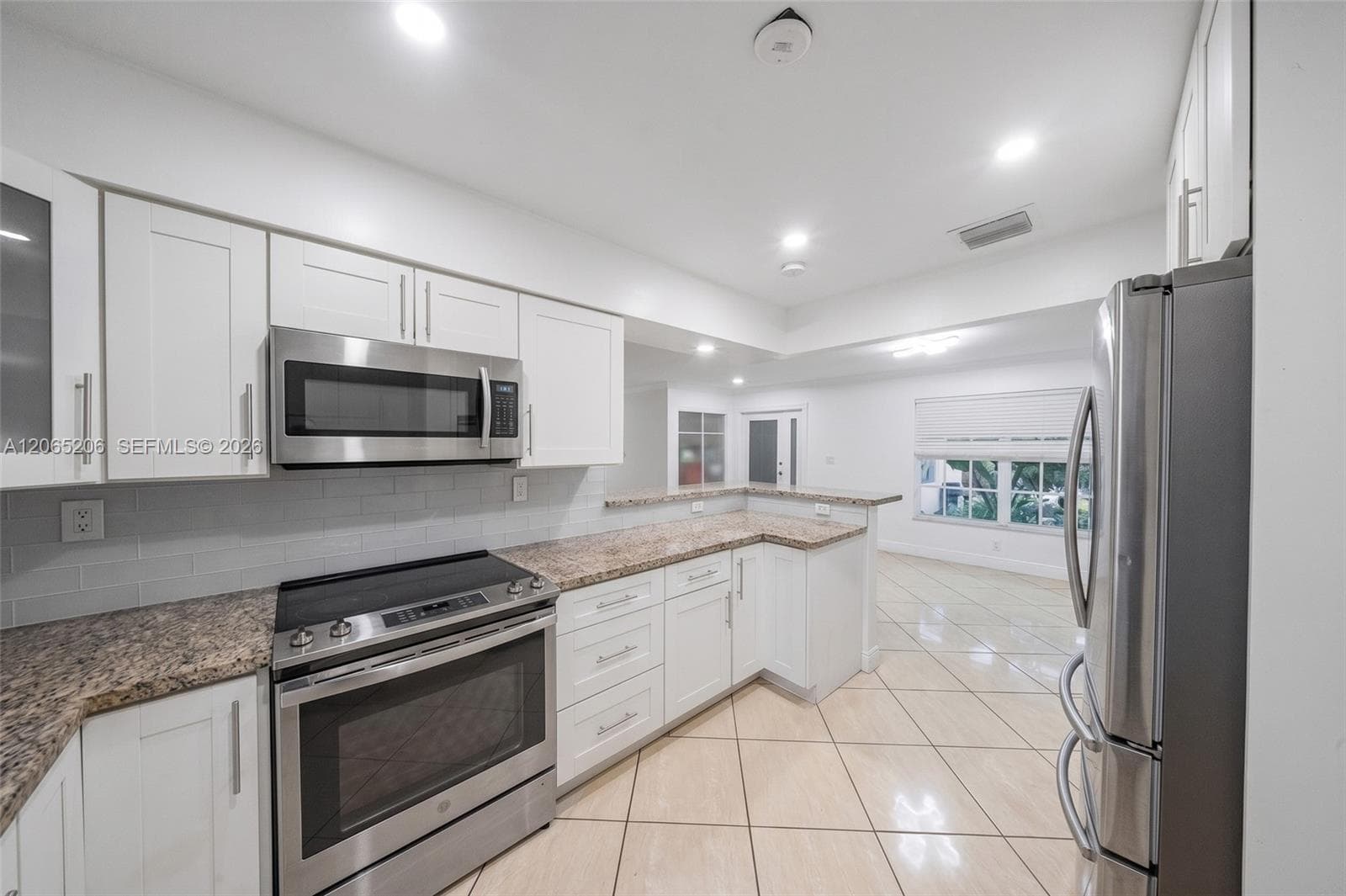 27925 SW 163rd Ave, Homestead FL 33031 photo 2