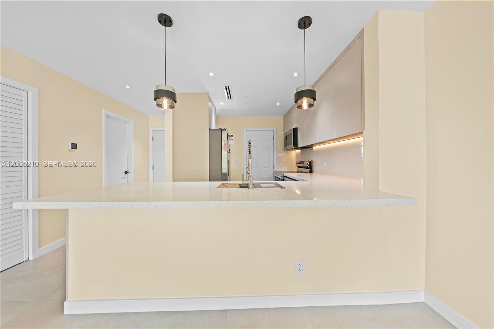 1400 NE 191st St # 305, Miami FL 33179 photo 5