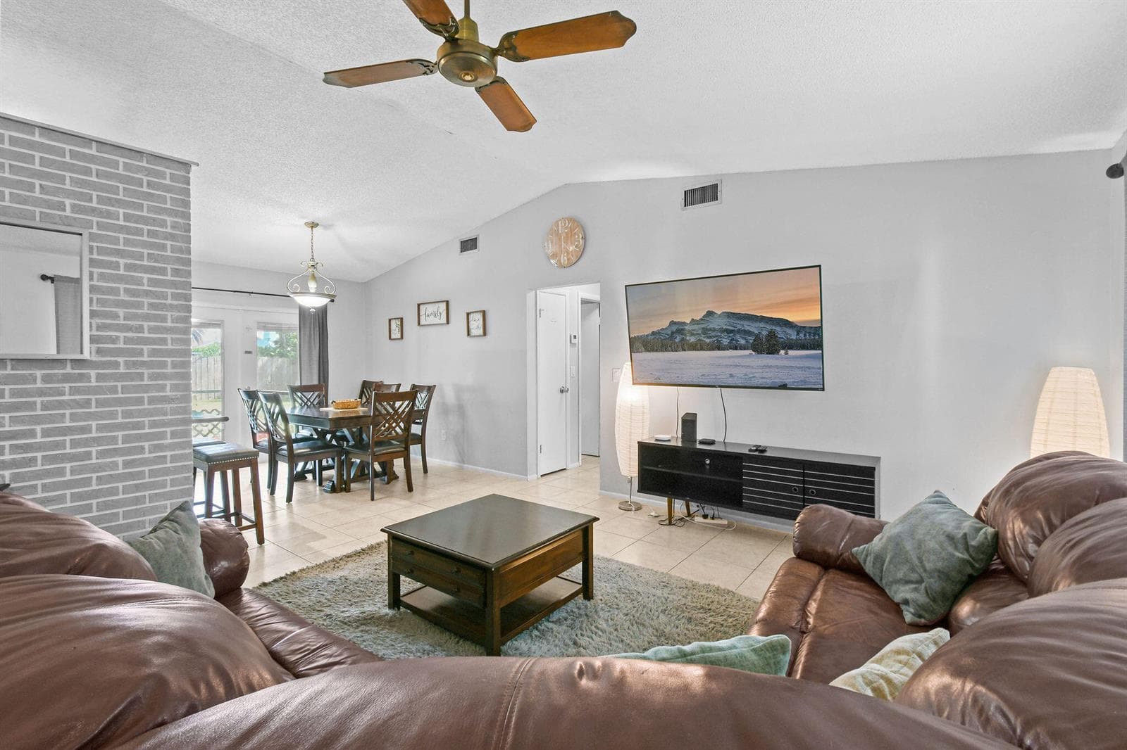 767 SE CHALOUPE Avenue, Port St. Lucie FL 34983 photo 2