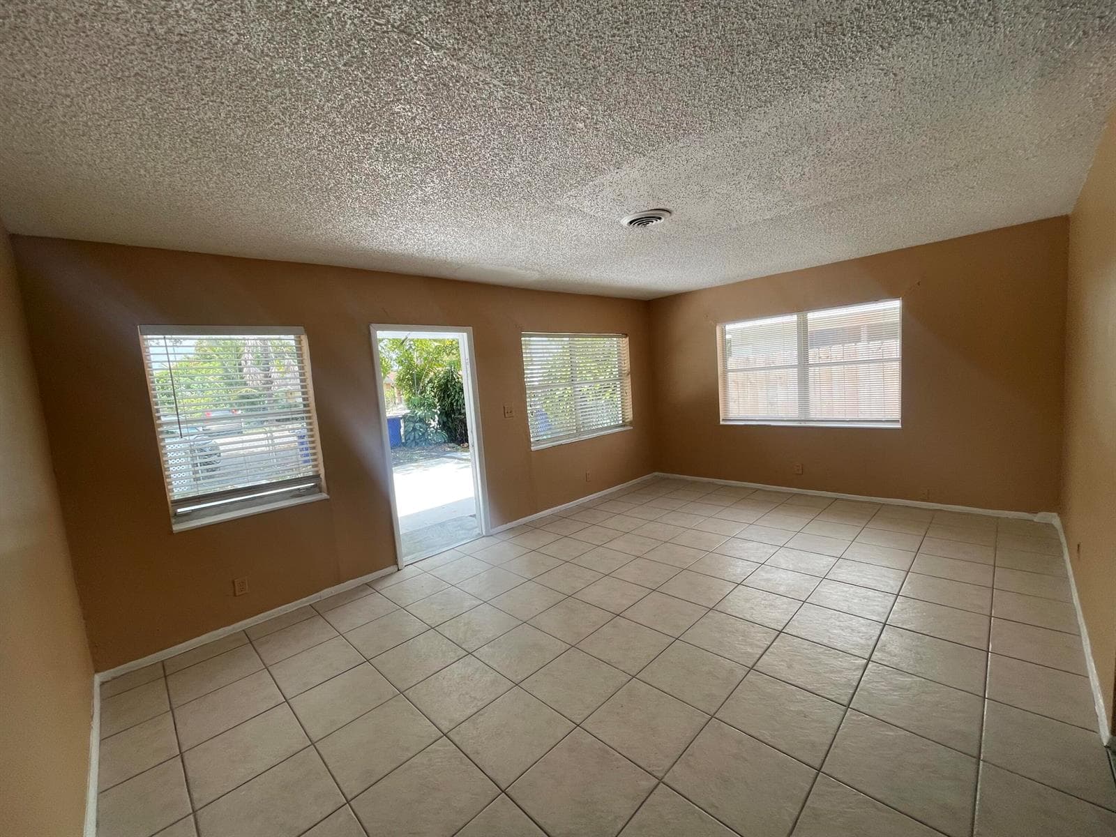 1316 NW 8th Avenue, Fort Lauderdale FL 33311 photo 3